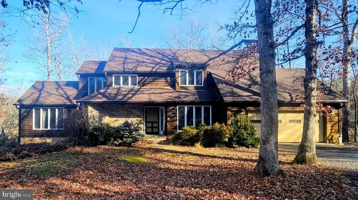 16 Oak Circle, Basye, VA 22810 - Image #1