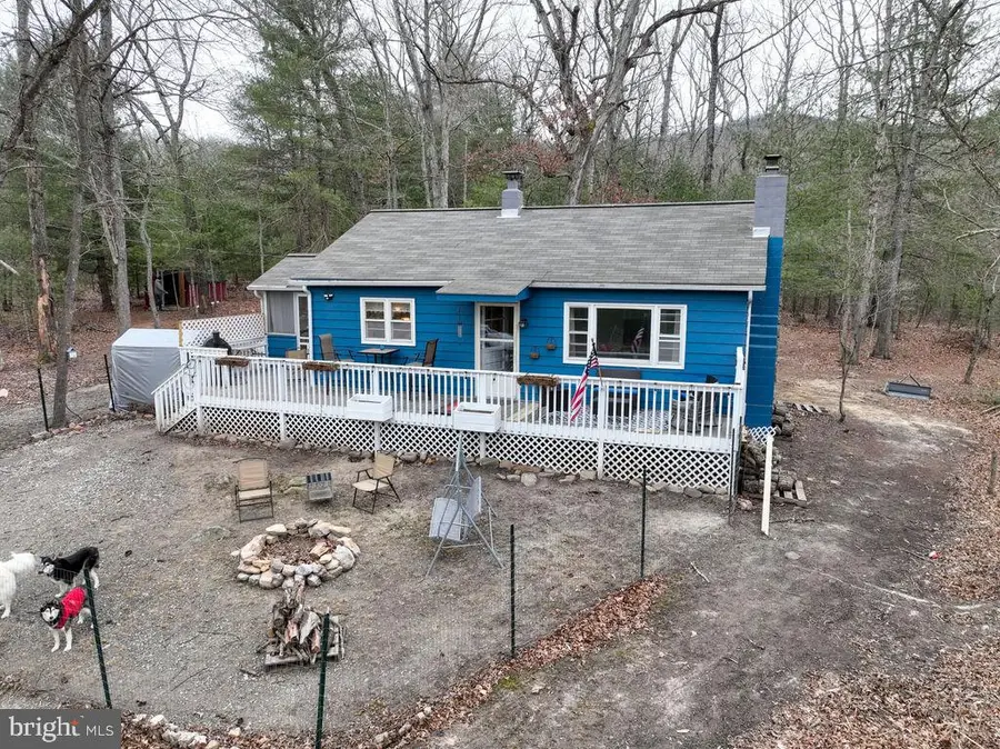 4992 St Davids Church Rd, Fort Valley, VA 22652 - Image #2