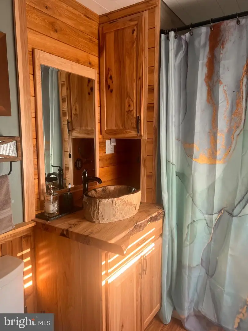 5911 Smith Creek Rd, New Market, VA 22844 - Image #3