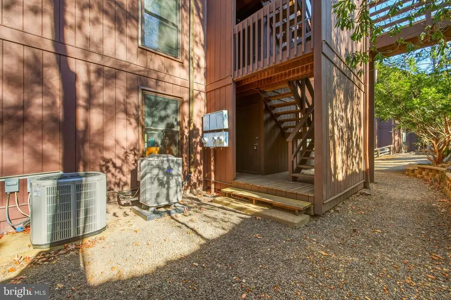 274-13a The Hill Road #13-a, Basye, VA 22810 - #2