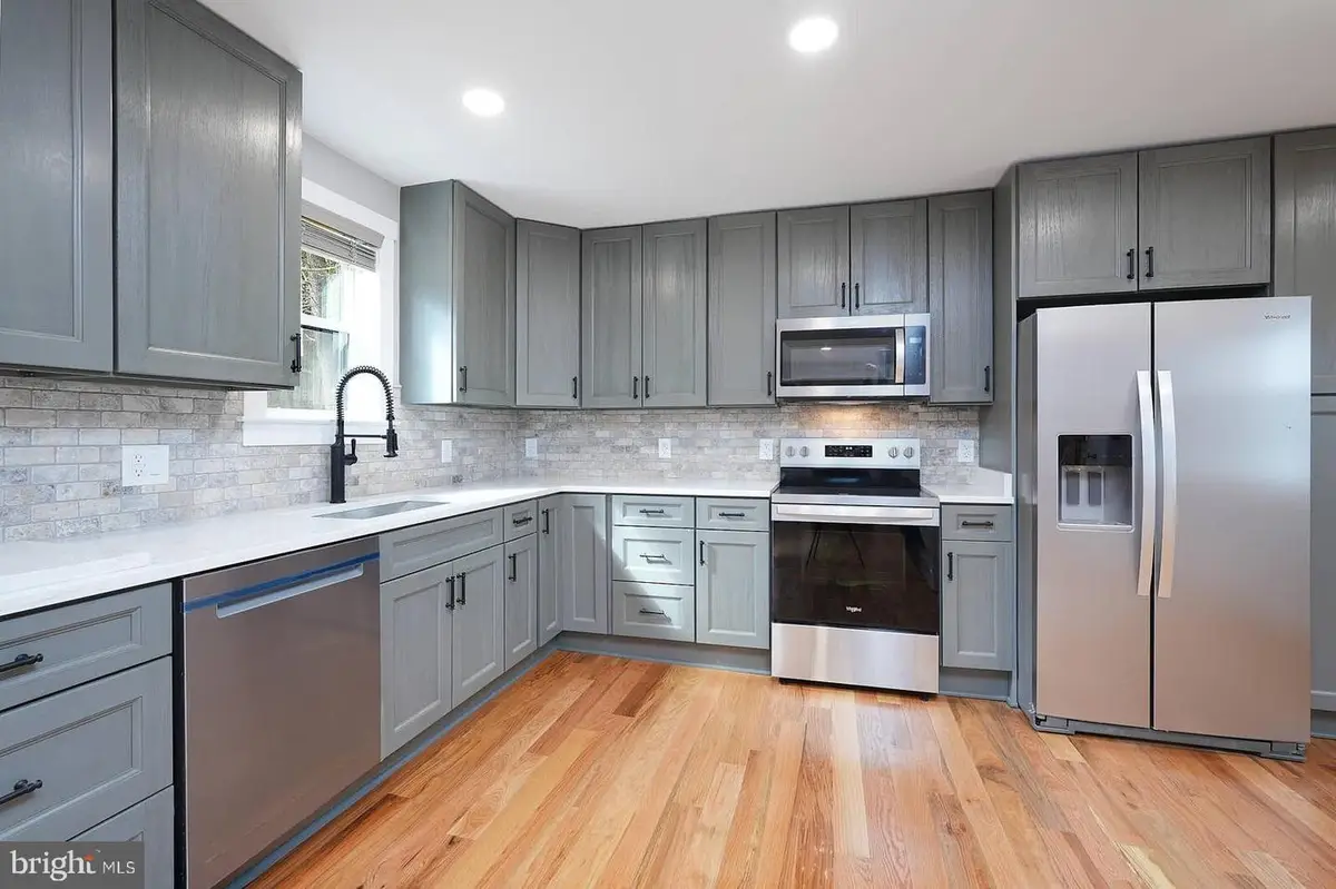 598 Indian Run Ln, Strasburg, VA 22657 - #1