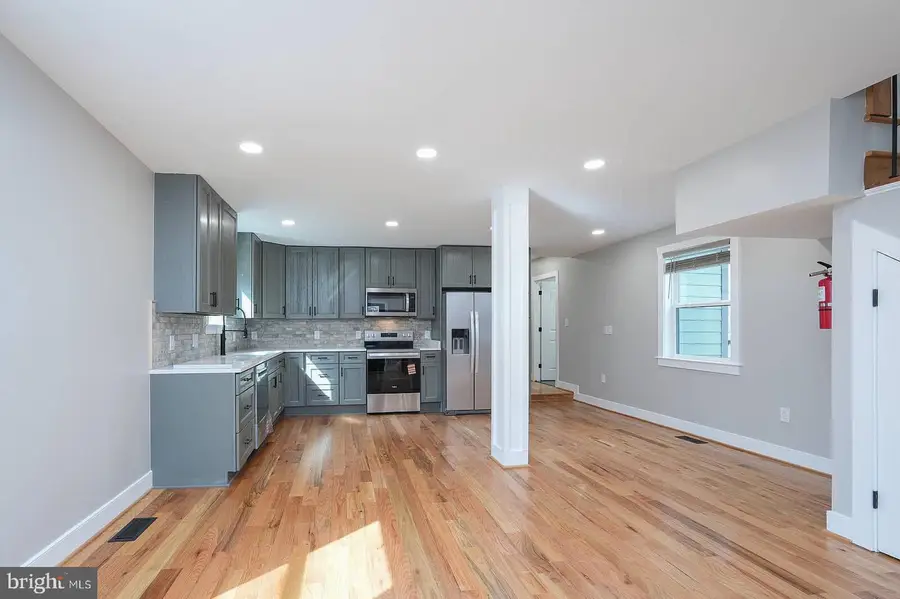 598 Indian Run Ln, Strasburg, VA 22657 - #2