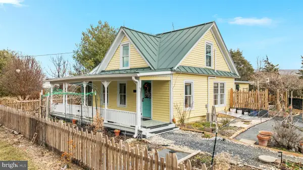 29674 Old Valley Pike, STRASBURG, VA 22657