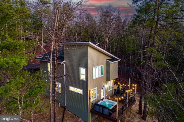 1355 Greenview Dr, BASYE, VA 22810