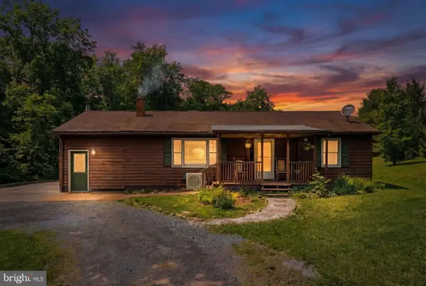 1537 Coal Mine Rd, STRASBURG, VA 22657