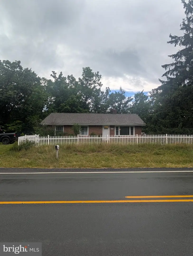 8916 John Marshall Hwy, Lebanon Church, VA 22641 - #1