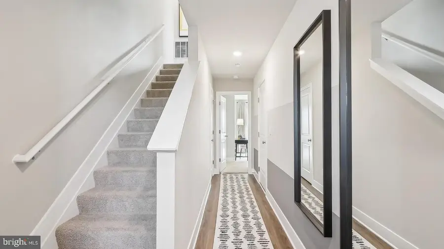 420 Sophie St, Strasburg, VA 22657 - #3