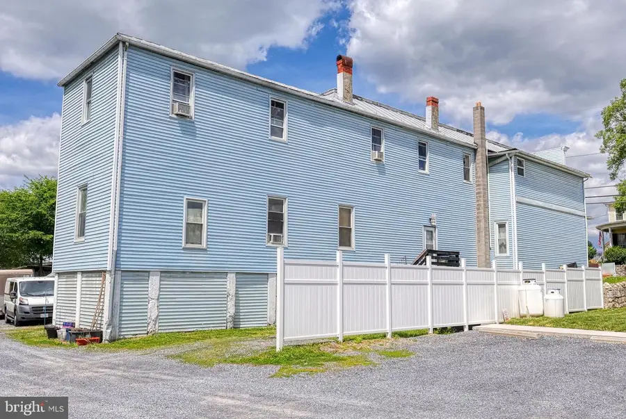 109 N Main St, Edinburg, VA 22824 - #2