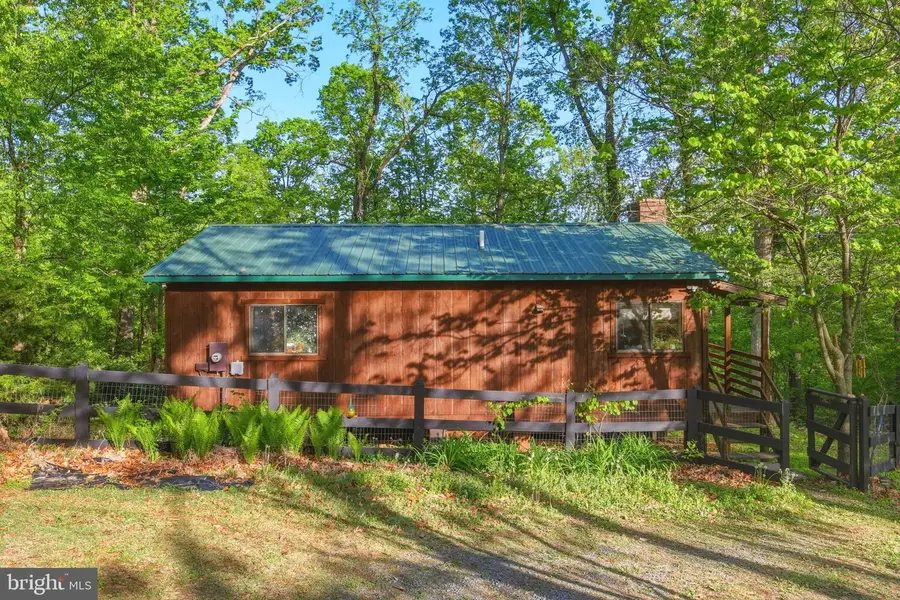 816 Hilltop Ln, Mount Jackson, VA 22842 - #2