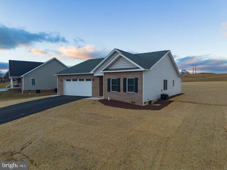 919 Clicks Ln, New Market, VA 22844 - #2