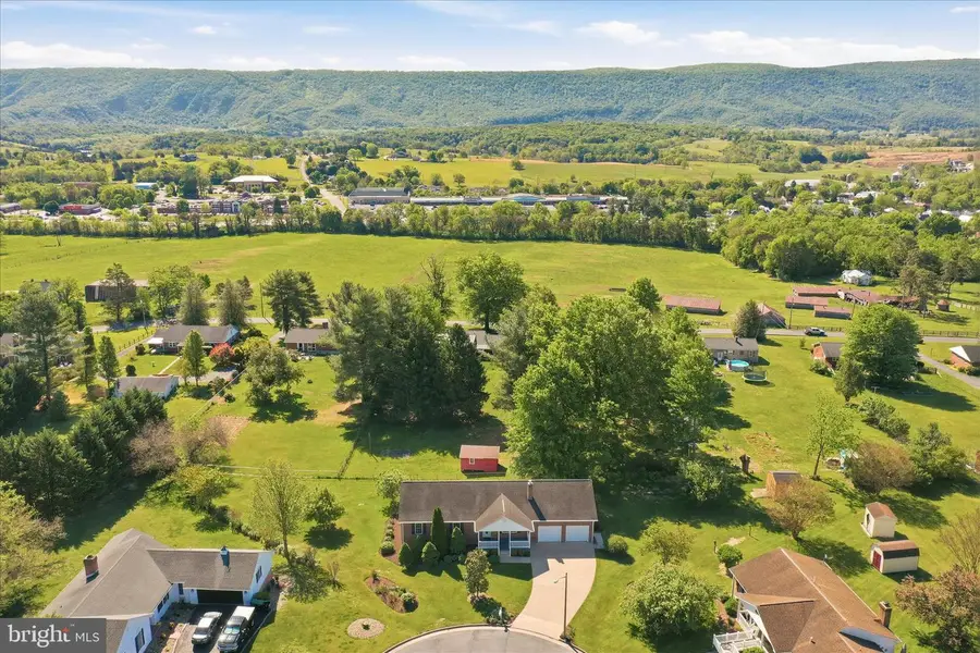 500 Stephenson Ct, Woodstock, VA 22664 - #2