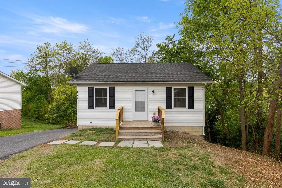 176 N Place Ln, Strasburg, VA 22657 - #1