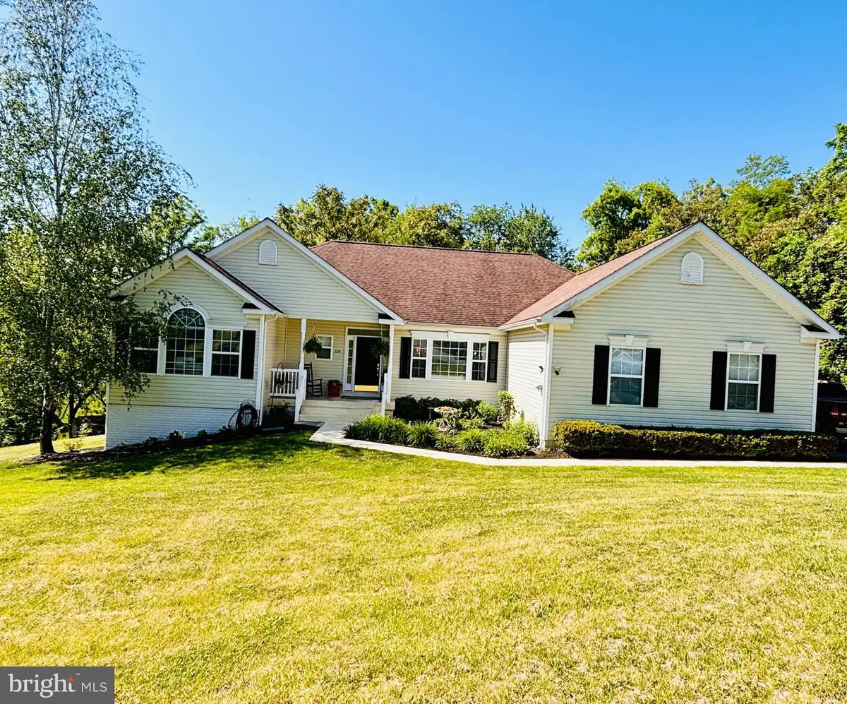 126 Junction Overlook, Strasburg, VA 22657 - #1