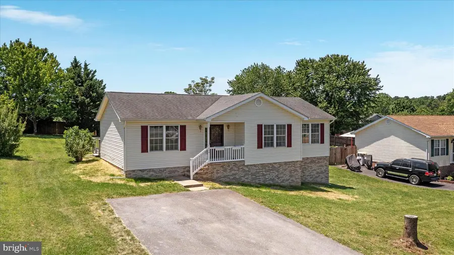 114 Hillview Dr, Maurertown, VA 22644 - #2