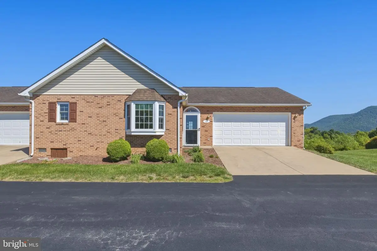 47-b-5 Logan Cir, Strasburg, VA 22657 - #1