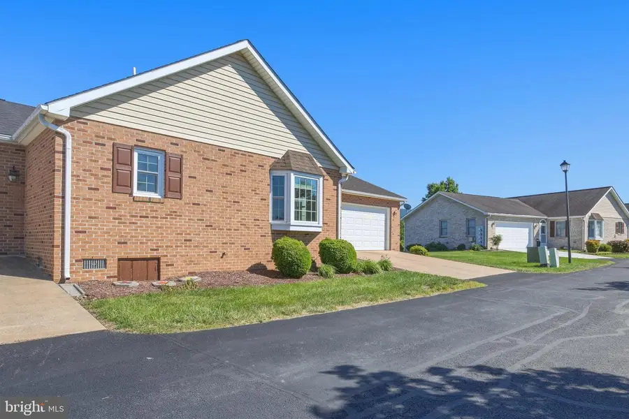 47-b-5 Logan Cir, Strasburg, VA 22657 - #3