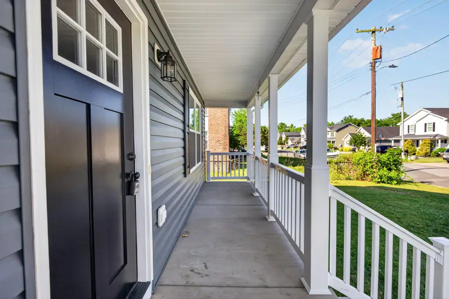 207 S Loudoun St, Strasburg, VA 22657 - #3