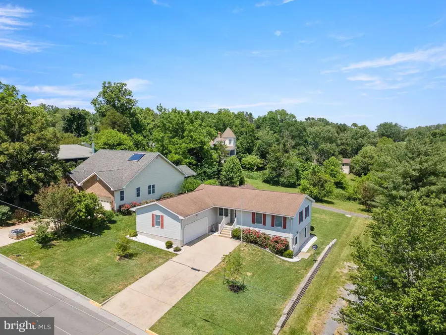 422 W Court St, Woodstock, VA 22664 - #3