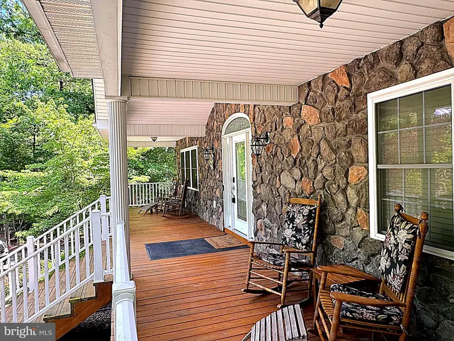 226 Early Dr, Basye, VA 22810 - #3