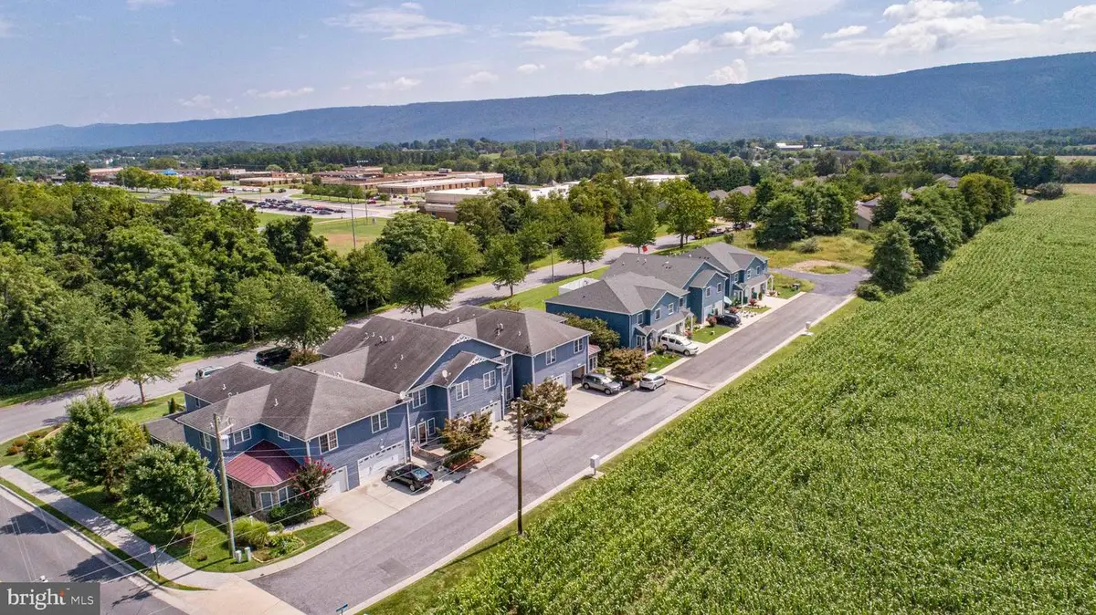 248 Parkside Ct, Woodstock, VA 22664 - #1