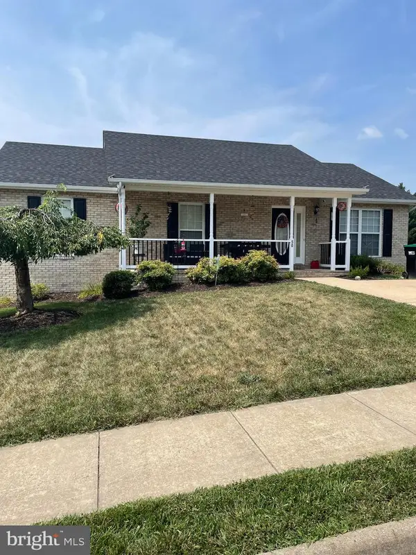 50 Stuart Ct, STRASBURG, VA 22657