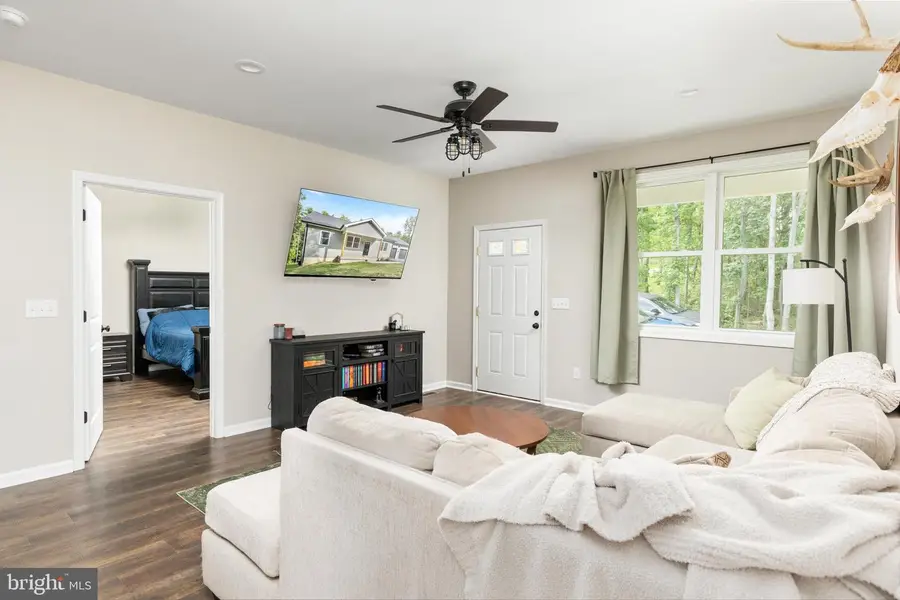 412 Mile Ridge Est, Strasburg, VA 22641 - #3