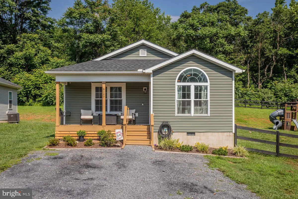 6127 Moore Ave, Mount Jackson, VA 22842 - #1