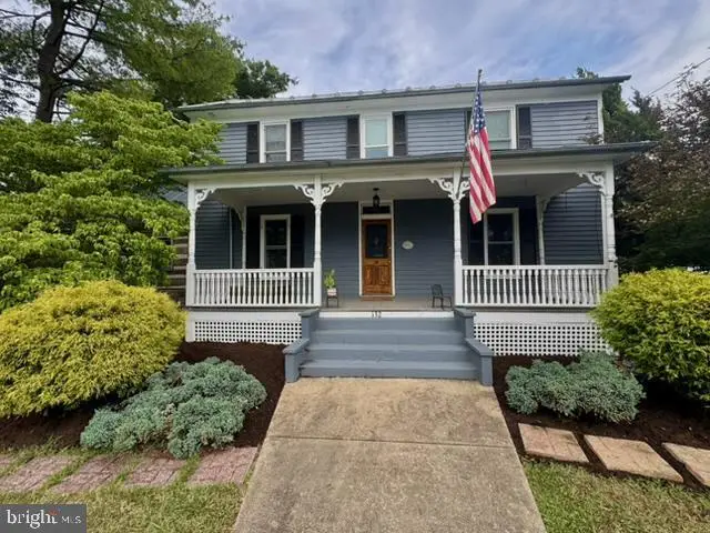 132 Charles St, Strasburg, VA 22657 - #3