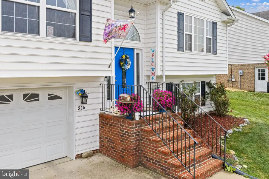 505 S Water St, Woodstock, VA 22664 - #2