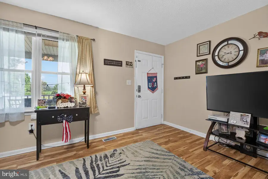 10727 Old Valley Pike, Mount Jackson, VA 22842 - #3