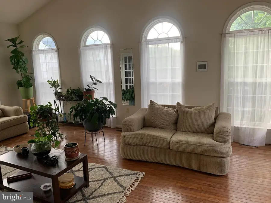 804 Crystal Ln, Strasburg, VA 22657 - #2
