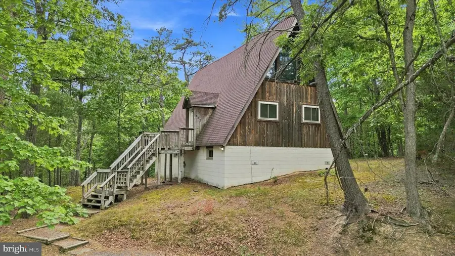 863 Lee Rd, Basye, VA 22810 - #3