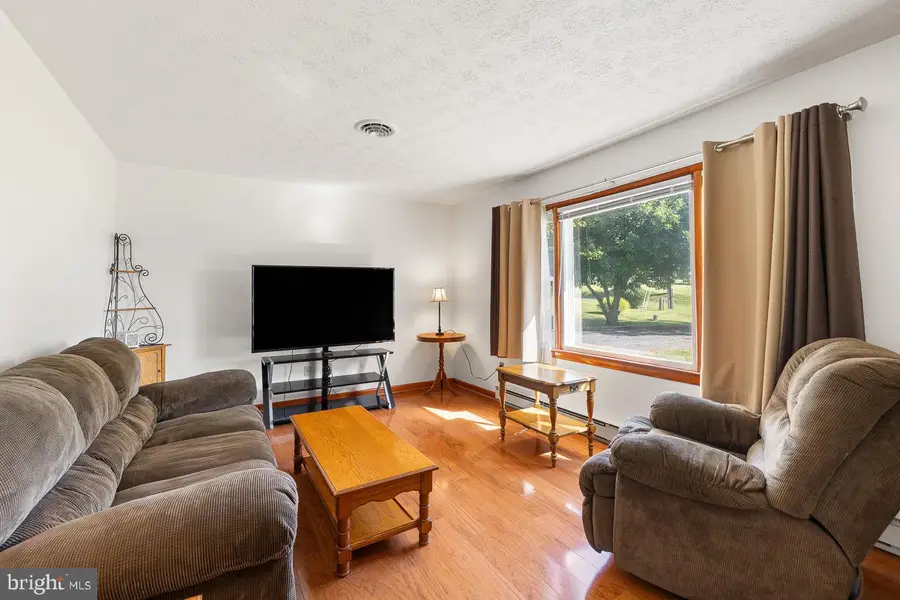 538 Mill Rd, Woodstock, VA 22664 - #3