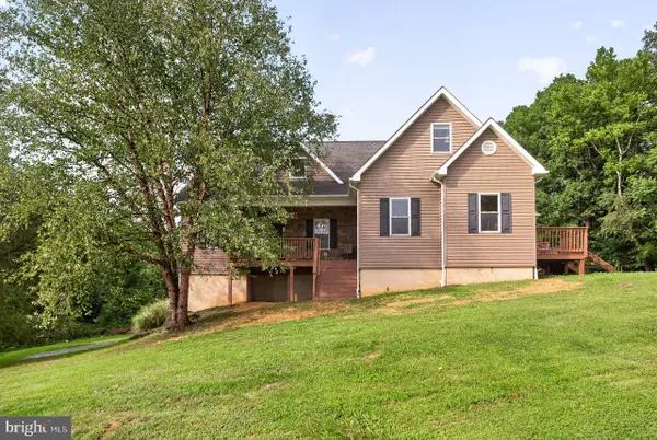 148 Turkey Knob Rd, QUICKSBURG, VA 22847