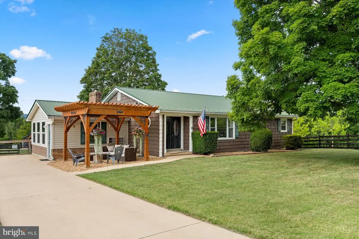 1579 Millner Rd, Strasburg, VA 22657 - #1