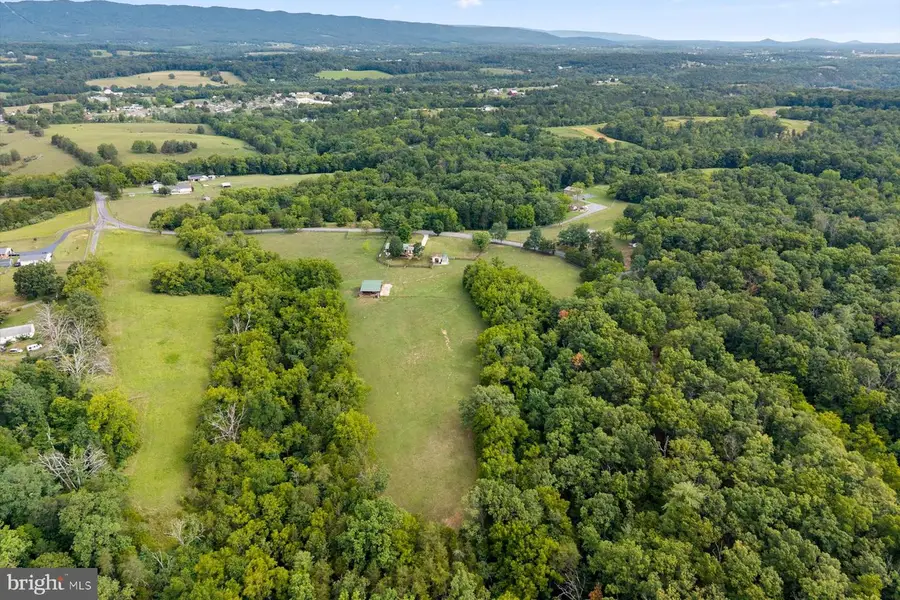 1579 Millner Rd, Strasburg, VA 22657 - #3
