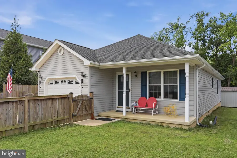 264 S Loudoun St, Strasburg, VA 22657 - #2