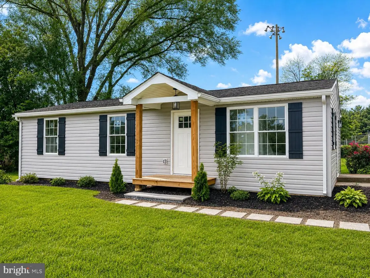 5873 Cardinal St, Mount Jackson, VA 22842 - #1