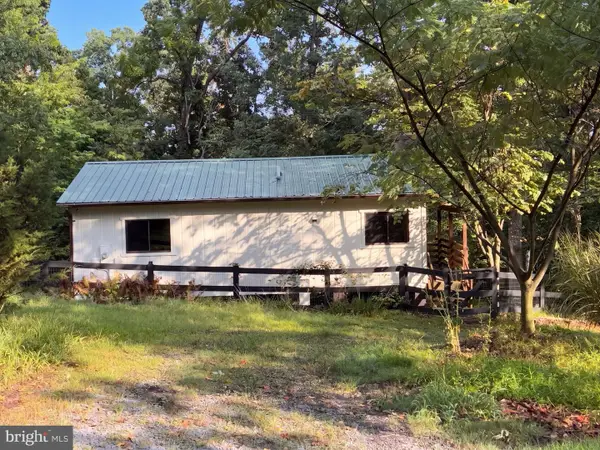 816 Hilltop Ln, MOUNT JACKSON, VA 22842