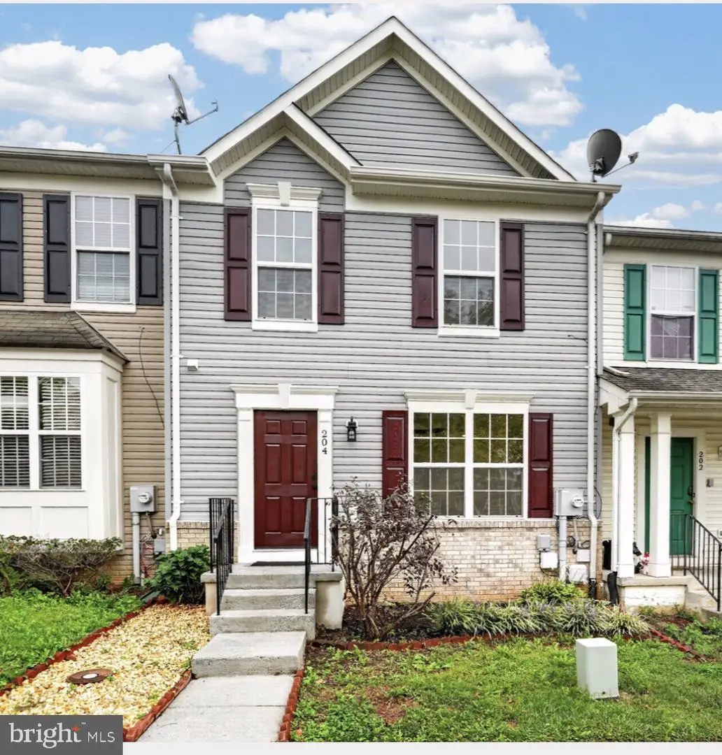 204 Cannon Ct, Strasburg, VA 22657 - #1
