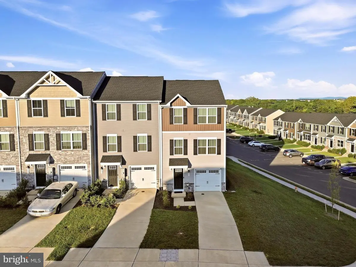 400 Williams St, Strasburg, VA 22657 - #1