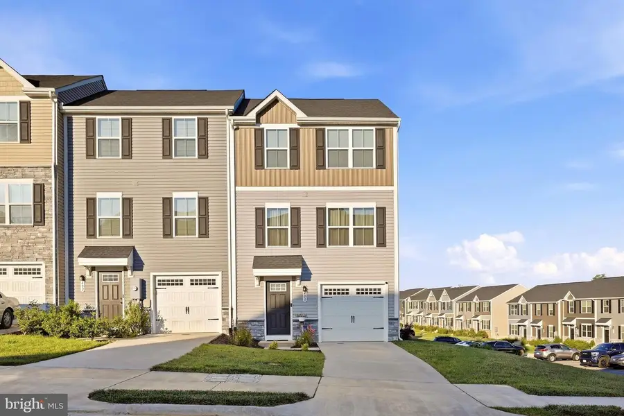 400 Williams St, Strasburg, VA 22657 - #2