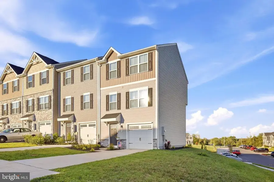 400 Williams St, Strasburg, VA 22657 - #3