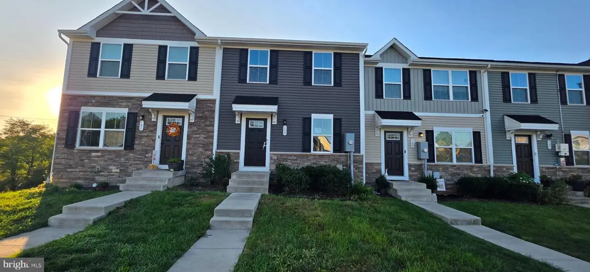 103 Williams St, Strasburg, VA 22657 - #1