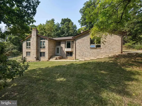 107 Fairview Cir, WOODSTOCK, VA 22664