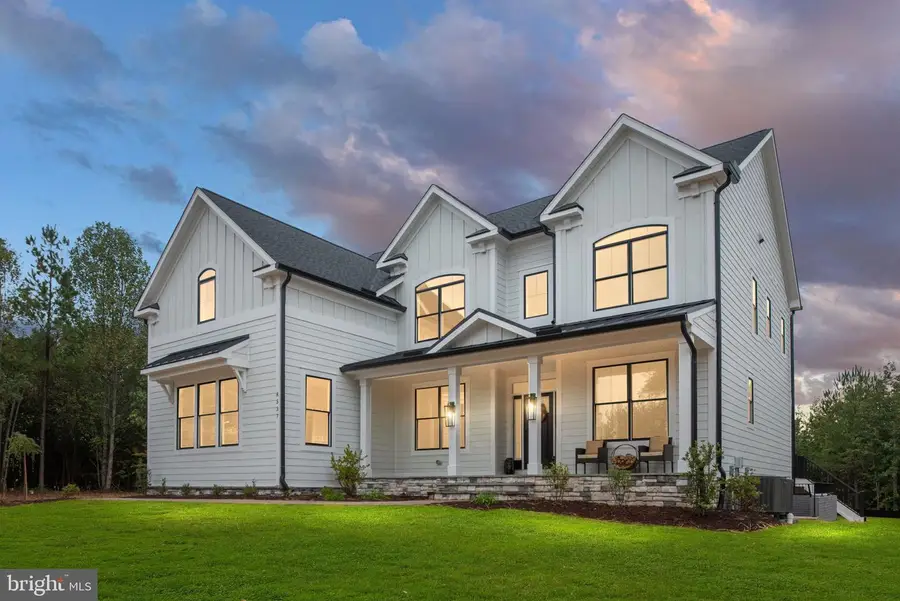 8537 Highclere Ln, Spotsylvania, VA 22553 - Image #2