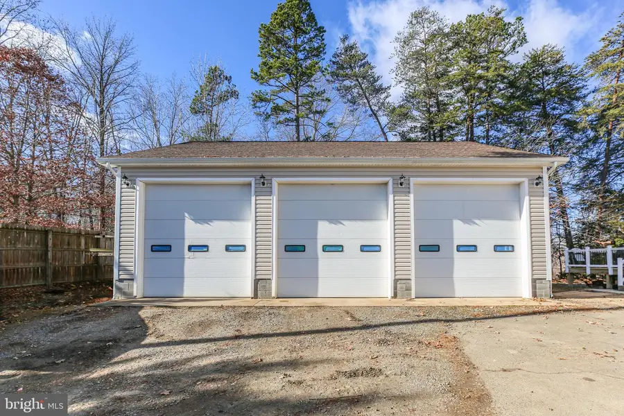 10504 Big Horn Dr, Fredericksburg, VA 22407 - #3