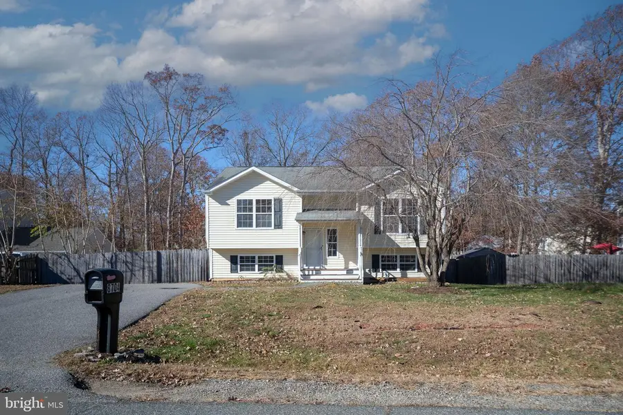 8704 Romona Ct, Fredericksburg, VA 22407 - Image #3
