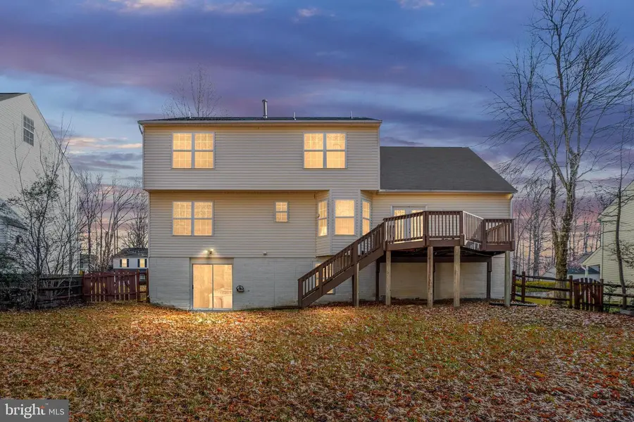 11818 Hickory Creek Dr, Fredericksburg, VA 22407 - Image #3