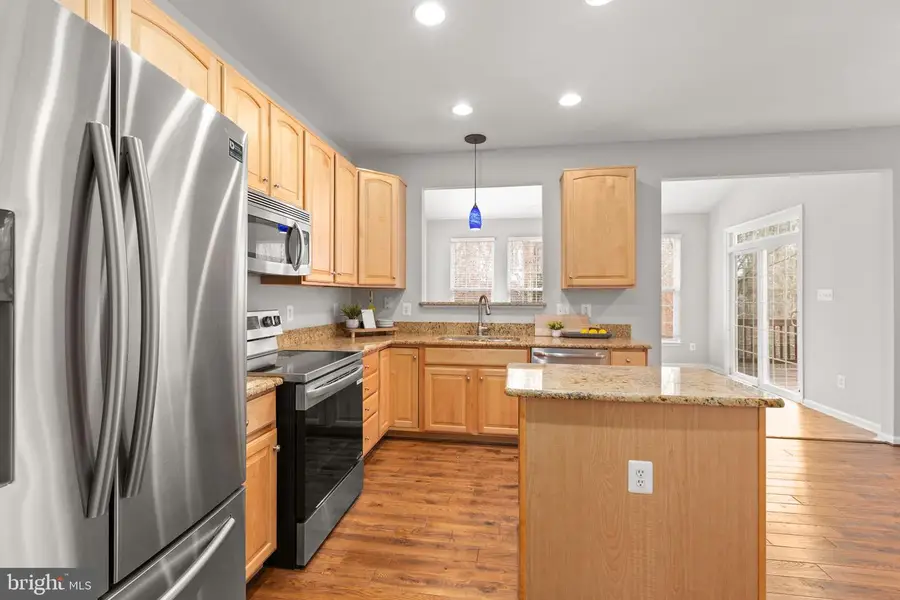 6902 S Dewey Ct, Fredericksburg, VA 22407 - Image #3